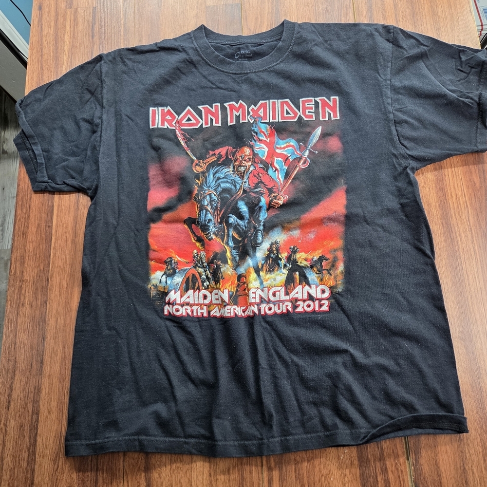 Iron Maiden England North American Maiden Tour Shirt 2012 Rock Concert Men's XL